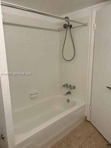 Foto del edificio - 16450 Miami Dr