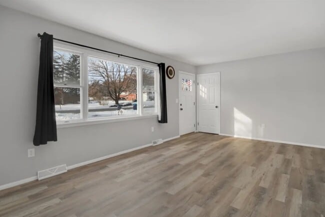 Building Photo - 314 Goode St