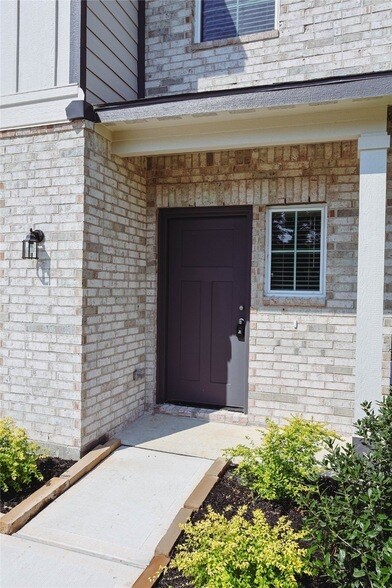 Foto del edificio - 16 Courageous Side Way