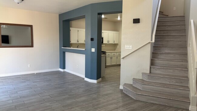 Building Photo - 11057 Piedmont Valley Ave