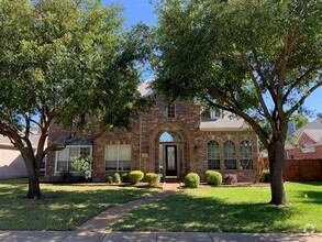 Building Photo - 4528 Oak Shores Dr
