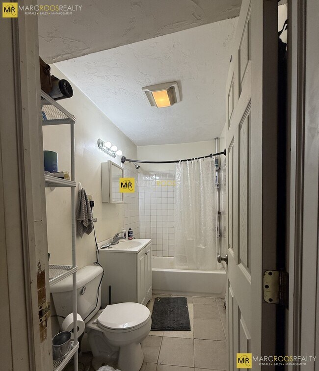 Foto del edificio - 589 Beacon St