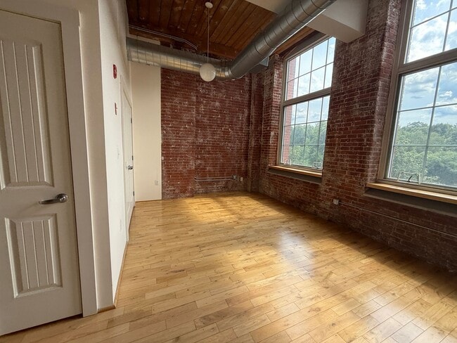 Interior Photo - Greystone Lofts