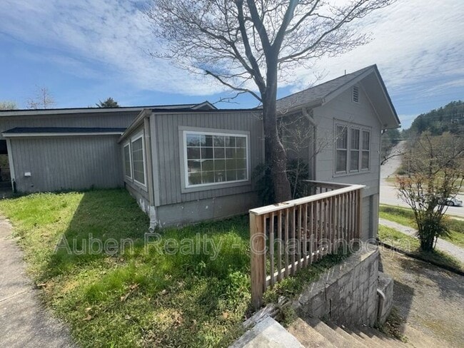 Building Photo - 8817 Apison Pike