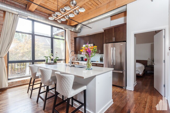 Foto del edificio - 1750 N Wolcott Ave