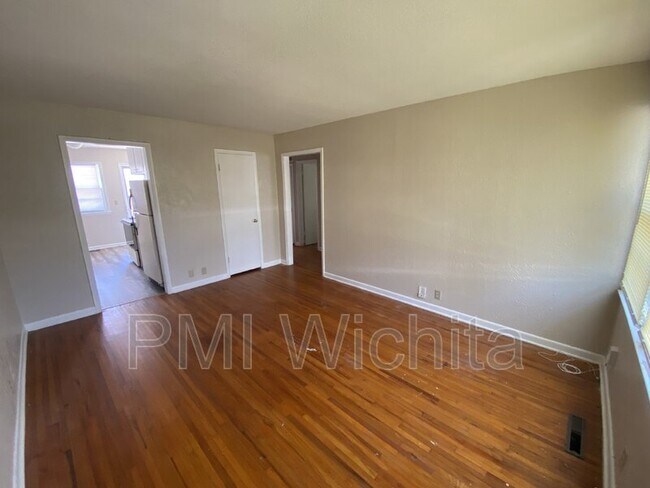 Foto del edificio - 889 S Hillcrest St