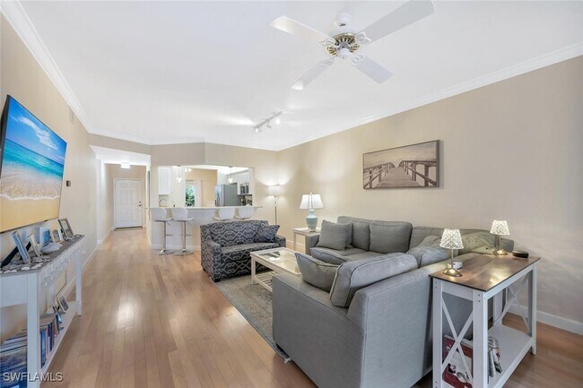 Building Photo - 818 Tanbark Dr