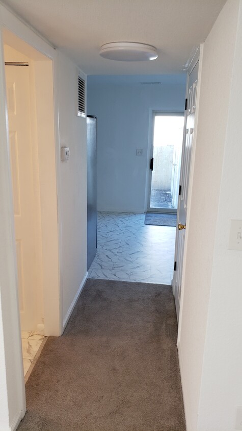 Building Photo - 3062 Blitz Ct