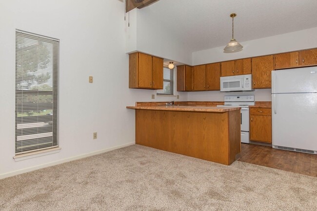 Building Photo - Ramsgate Apartments and Townhomes
