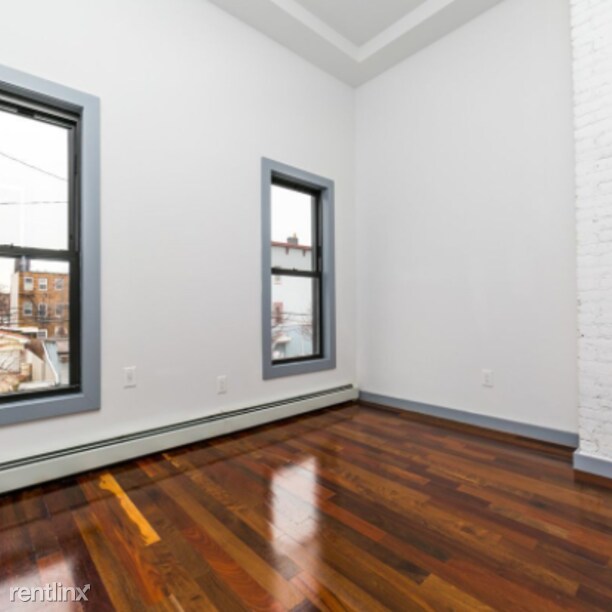 Building Photo - 420 Chestnut St
