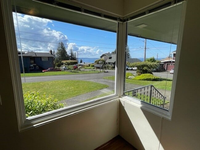 Photo - Edmonds View Home