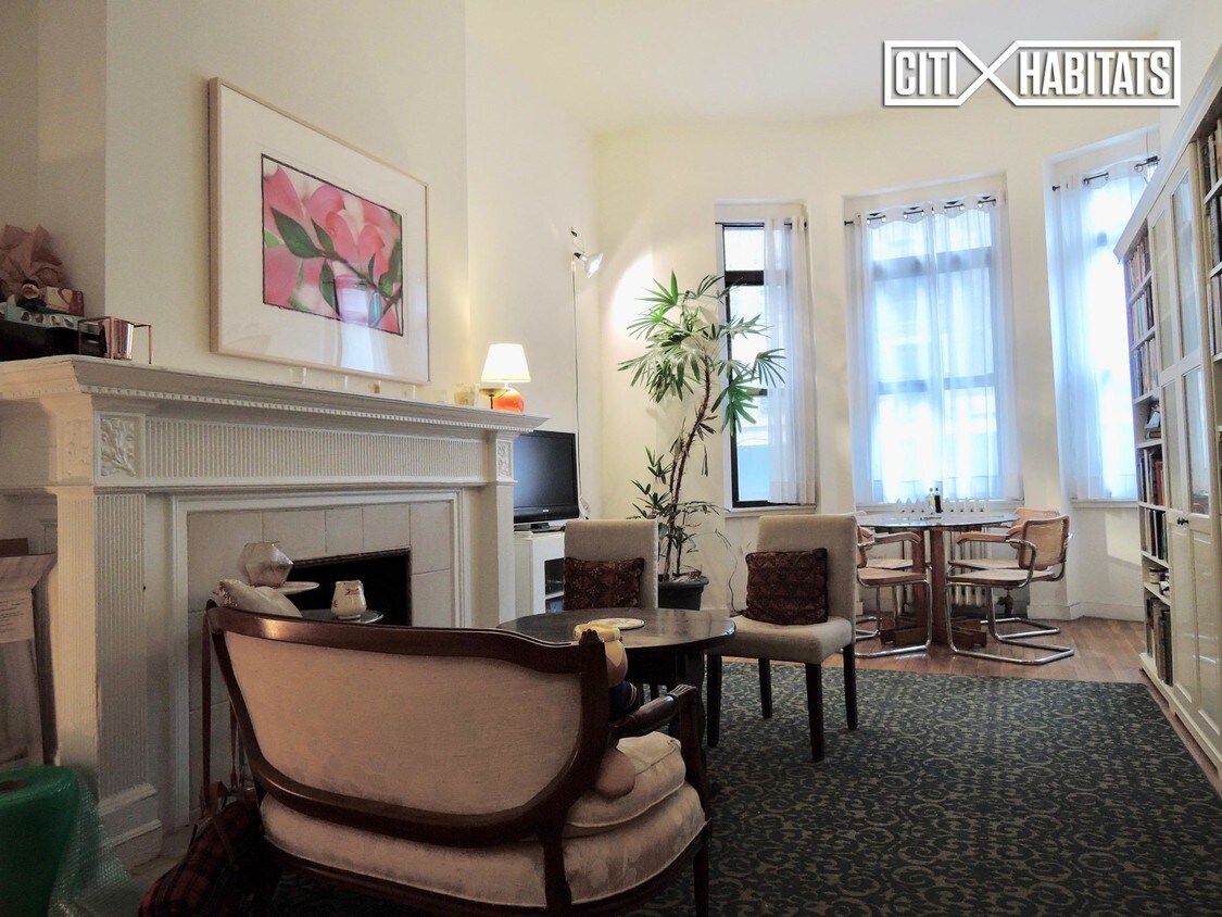 Foto principal - 162 W 75th St