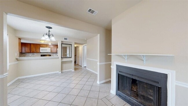Building Photo - 1506 Lemon Tree Ln