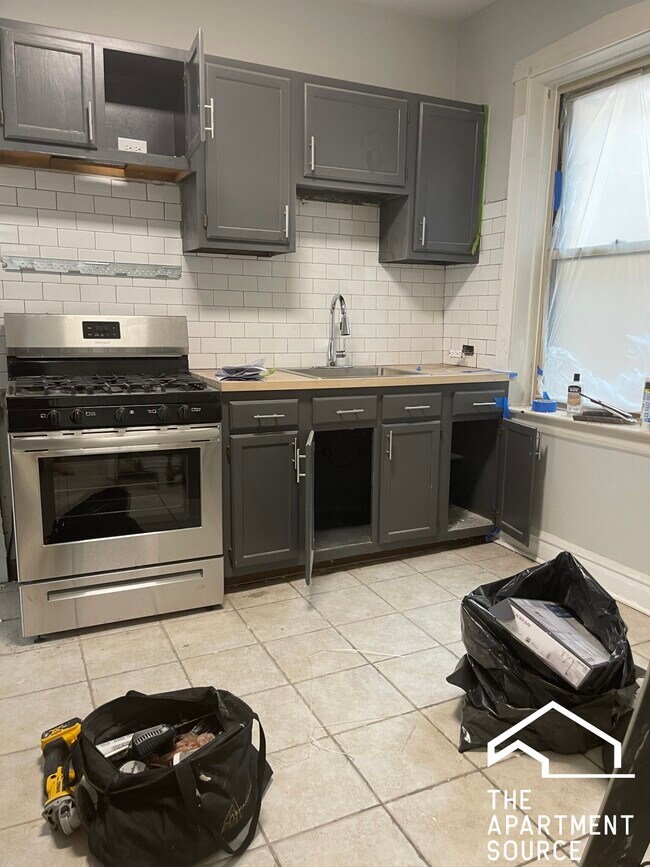 Foto del edificio - 3404 N Springfield Ave