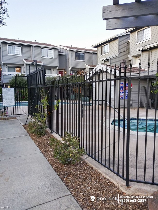 Foto del edificio - 2 br, 2.5 bath Condo - 6883 Chantel Court -