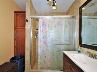 Foto del edificio - 3127 E Balch Ave