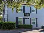 Primary Photo - 2073 Vineville Ave