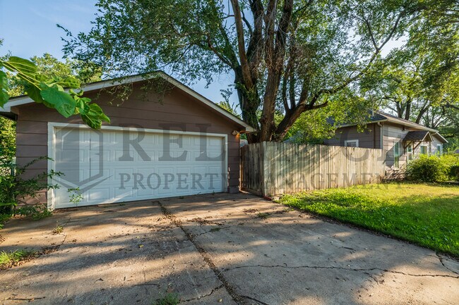 Foto del edificio - 301 N Spruce St