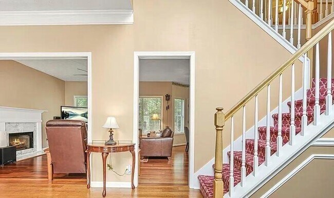 Foto del edificio - 5070 Saddle Bridge Ln