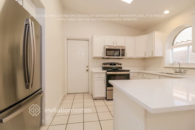 Building Photo - 2449 N 125th Ln
