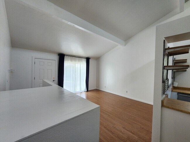 Foto del edificio - 1800 Gundersen Ln S