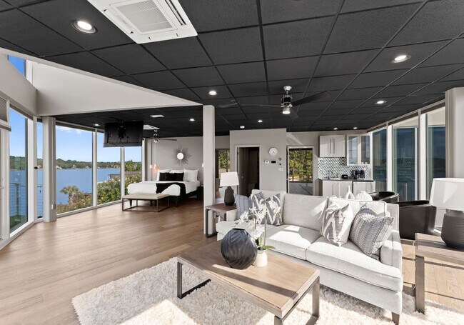 Foto del edificio - 8776 Harbor Cir