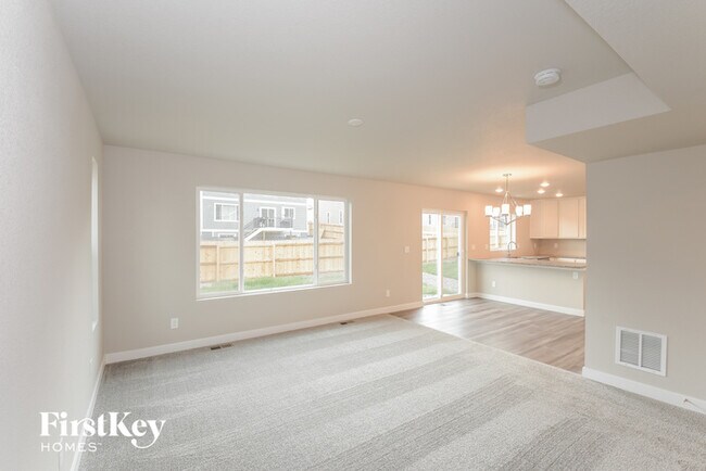 Building Photo - 10657 Luneth Dr