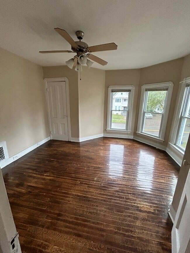 Foto del edificio - 964 Walnut St