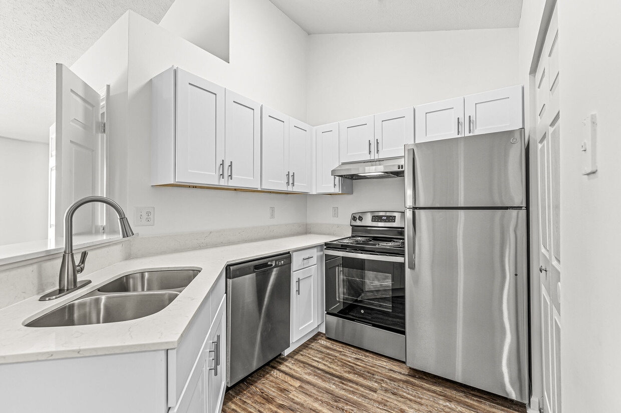 Buffalo Creek Apartments Apartments in Indianapolis, IN