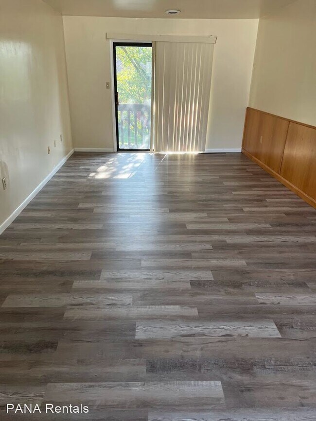 Building Photo - 2 br, 2 bath House - 45-8 Holly Drive