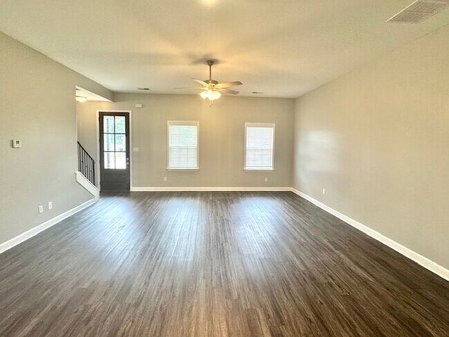 Foto del edificio - New Consturction 4 Bedroom 2.5 Bath Home I...