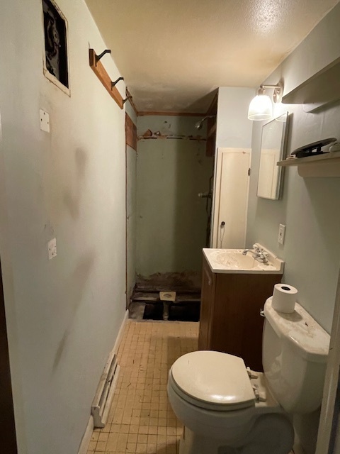 "Studio 2" renovated bathroom - 29 Center St