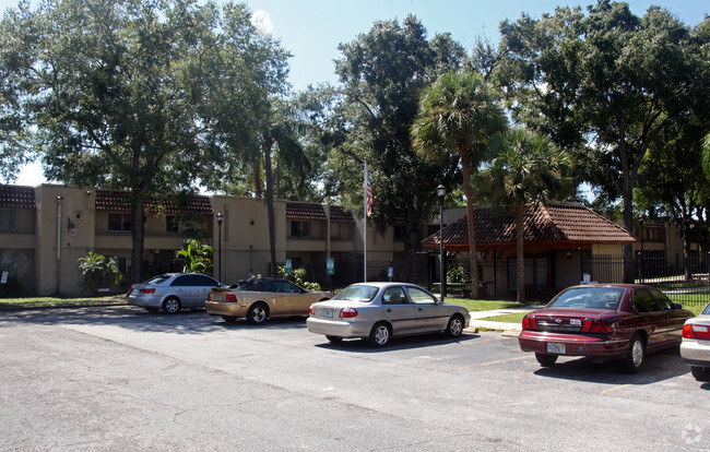 Building Photo - Hacienda De Ybor Apartments
