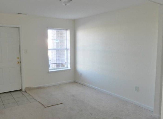 Foto del edificio - 4188 Elm St