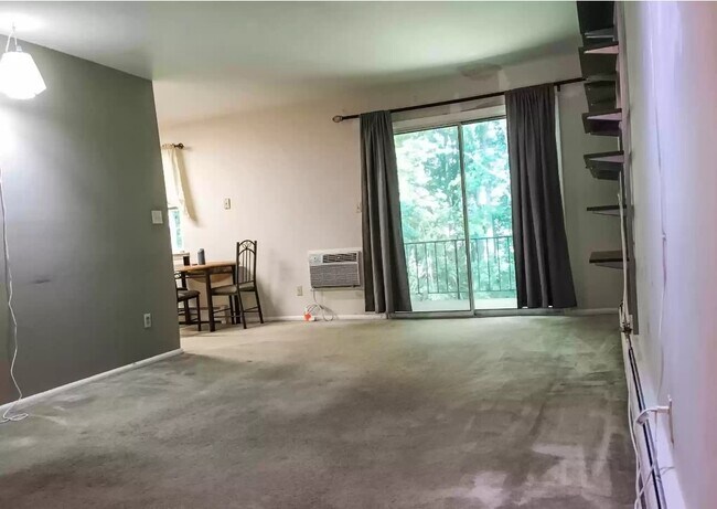 Building Photo - 308 Garnet Dr