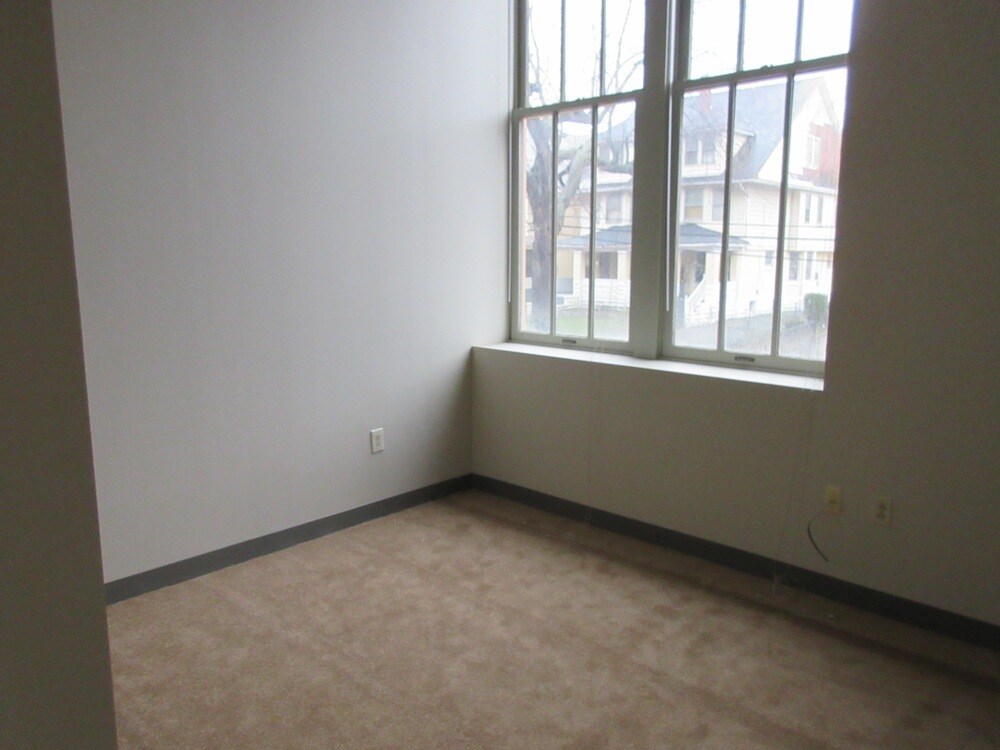 Notre Dame -Senior Apartments – photo 3