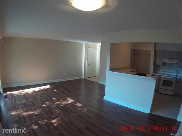 Building Photo - 8529 Kennedy Cir