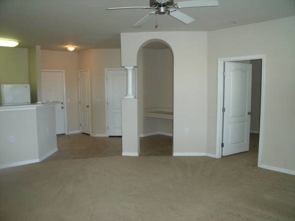 Building Photo - 1450 Villa Capri Cir