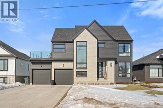 Building Photo - 345 1st Concession Line