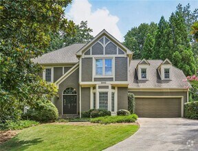 Building Photo - 2883 Wynfair Dr