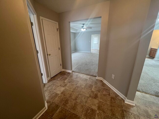 Building Photo - 215 Haverhill Cir
