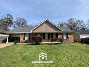 Building Photo - 3338 Coleman Rd