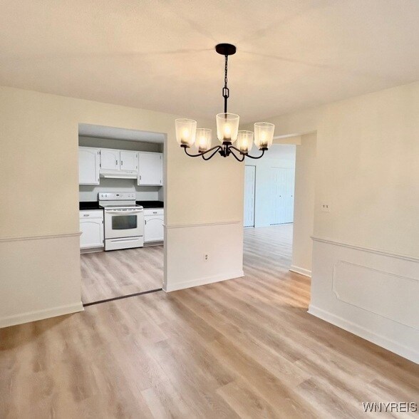 Foto del edificio - 6321 W Quaker St