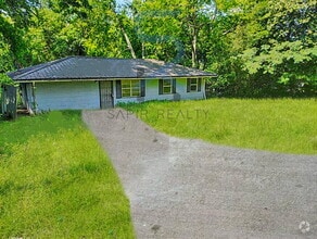 Building Photo - 2480 Brevard Dr