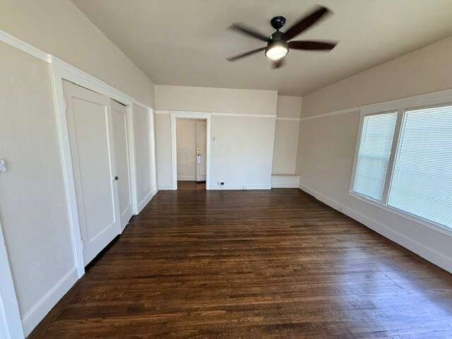Foto del edificio - 5949 E 16th St