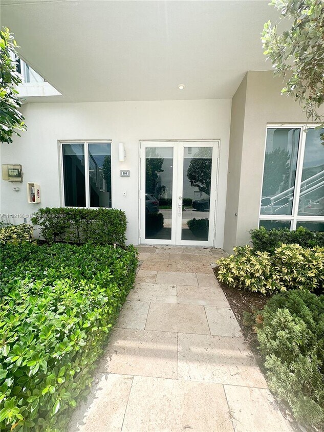 Primary Photo - 6310 NW 103rd Pl