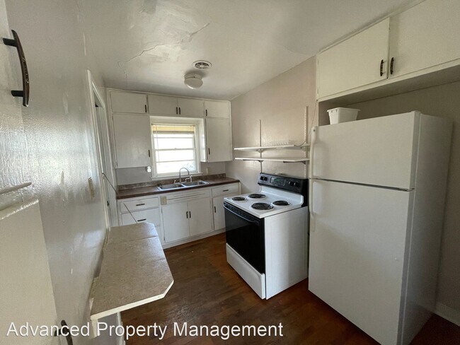 Building Photo - 2 br, 1 bath House - 1224 Pomeroy Street, #2