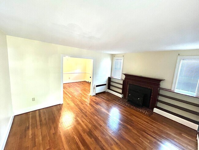 Foto del edificio - 2812 Groveland Ave