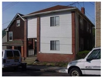 Primary Photo - 1705 Suburban Ave