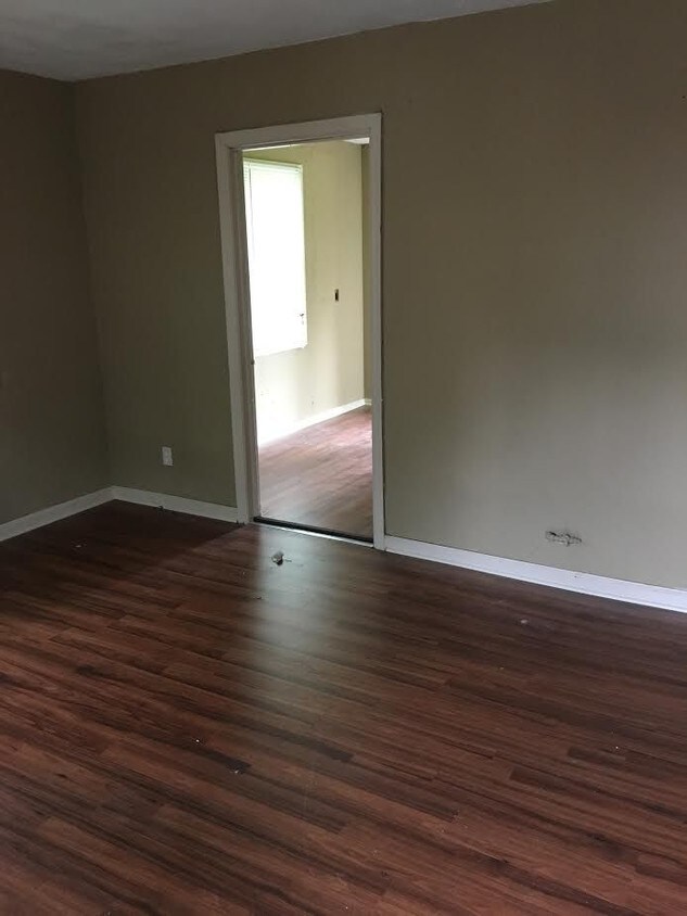 Building Photo - Unit 1